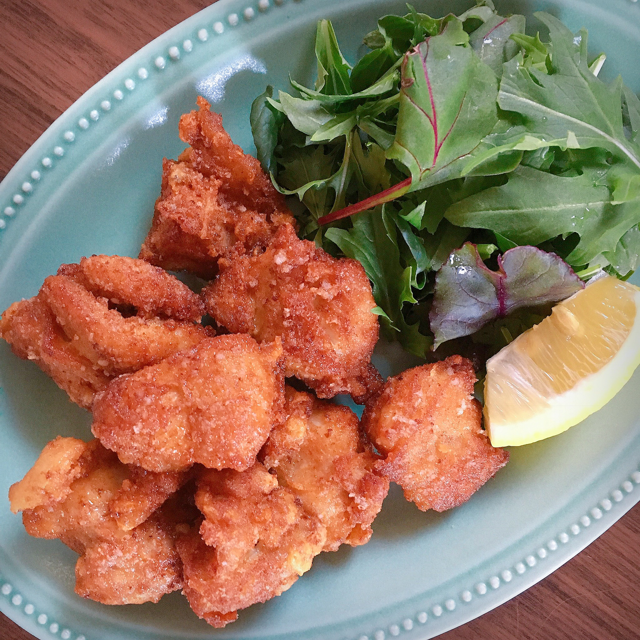 “Karaage” is a dish of chicken marinated in garlic and soy sauce and fried in oil.