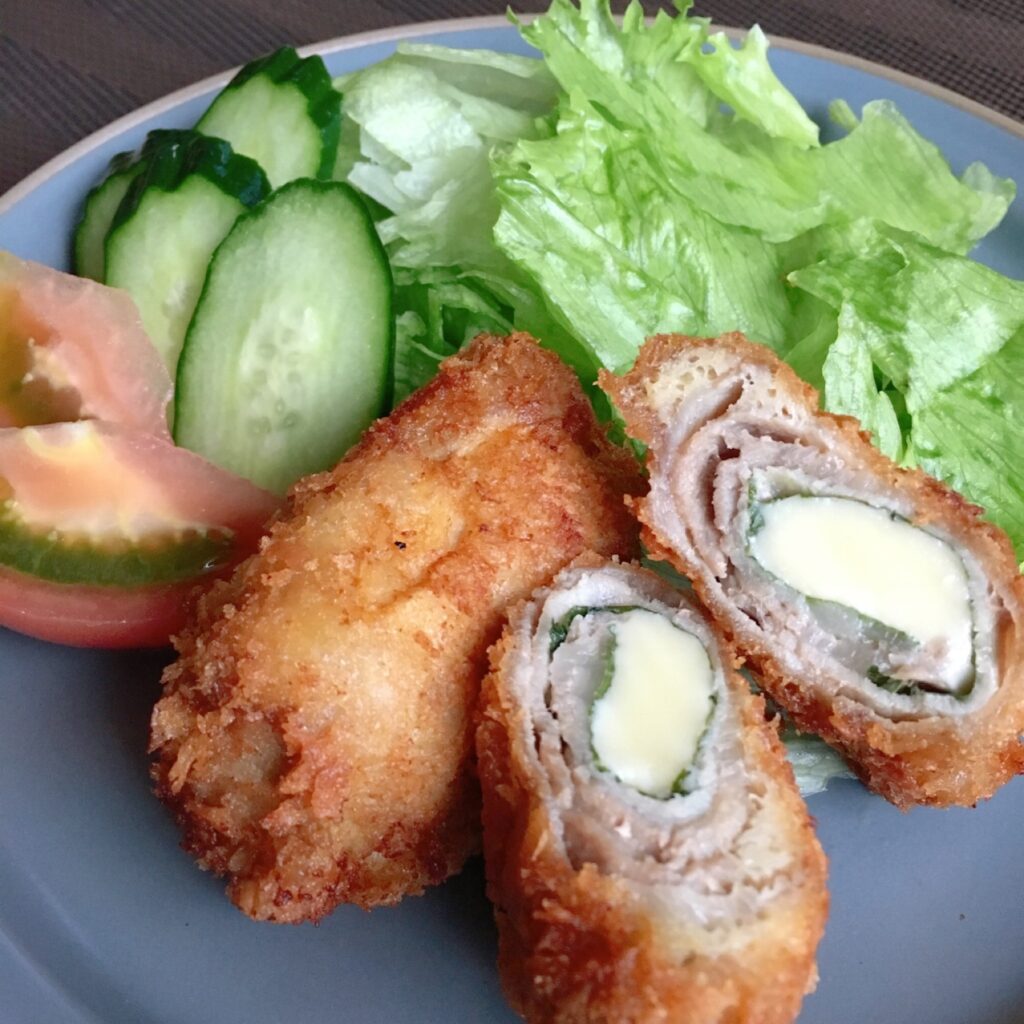 Breaded cutlet roll with shiso and cheese