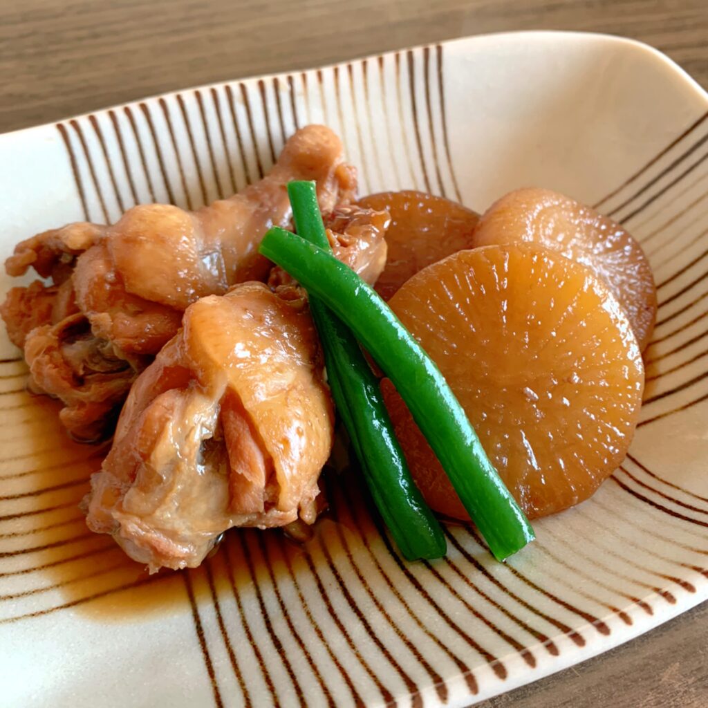 Black Vinegar Chicken Wings With Radish