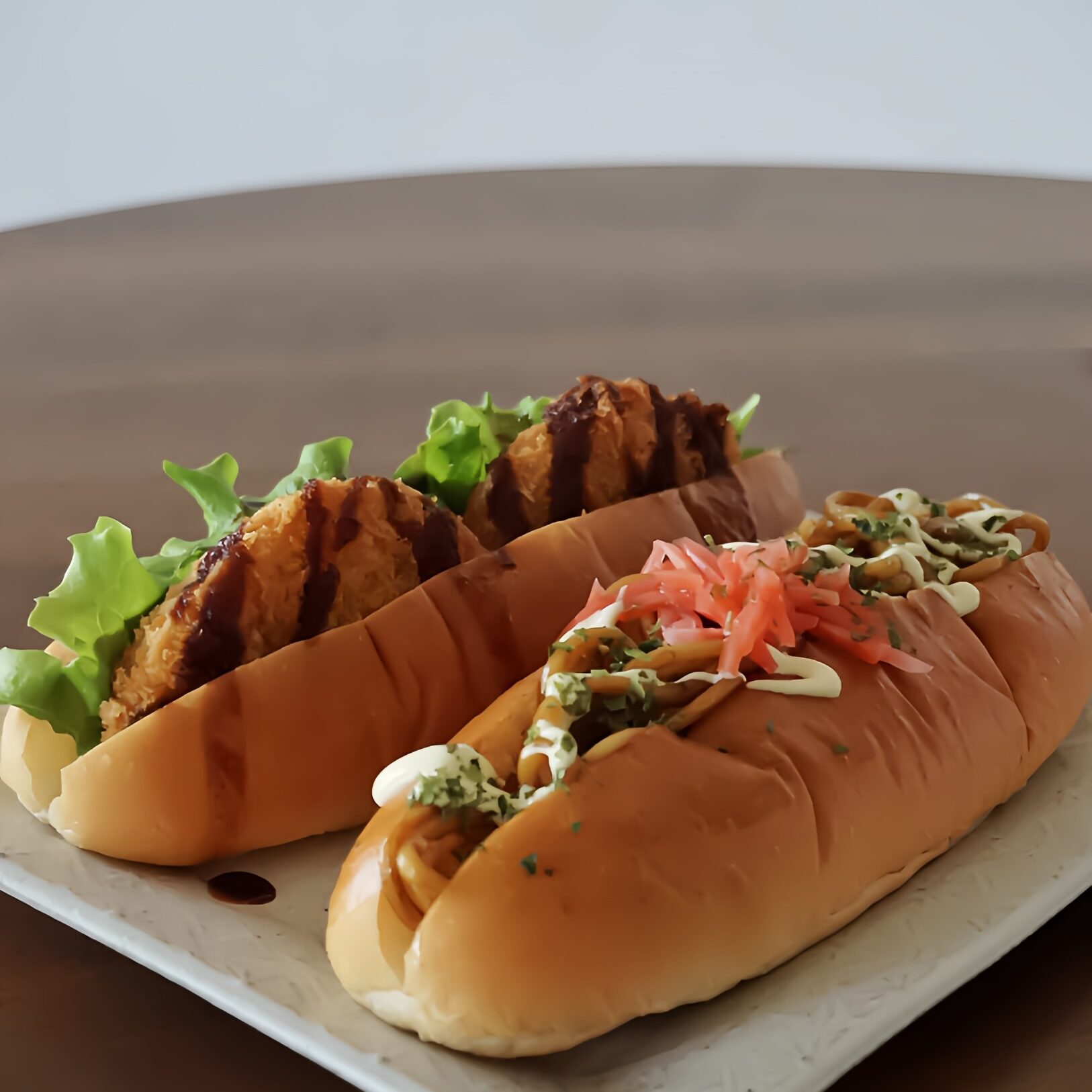 japadog
( yakisoba pan )
( croquette pan )