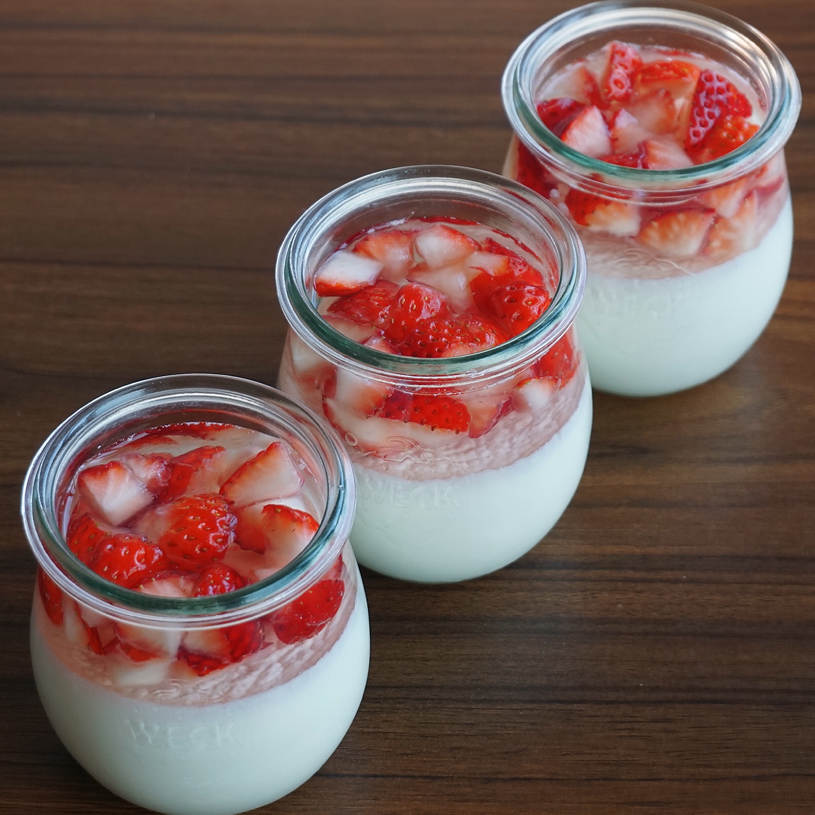 Strawberry panna cotta