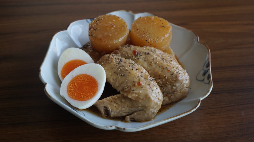 準備5分、圧力鍋で作る手羽先煮込み